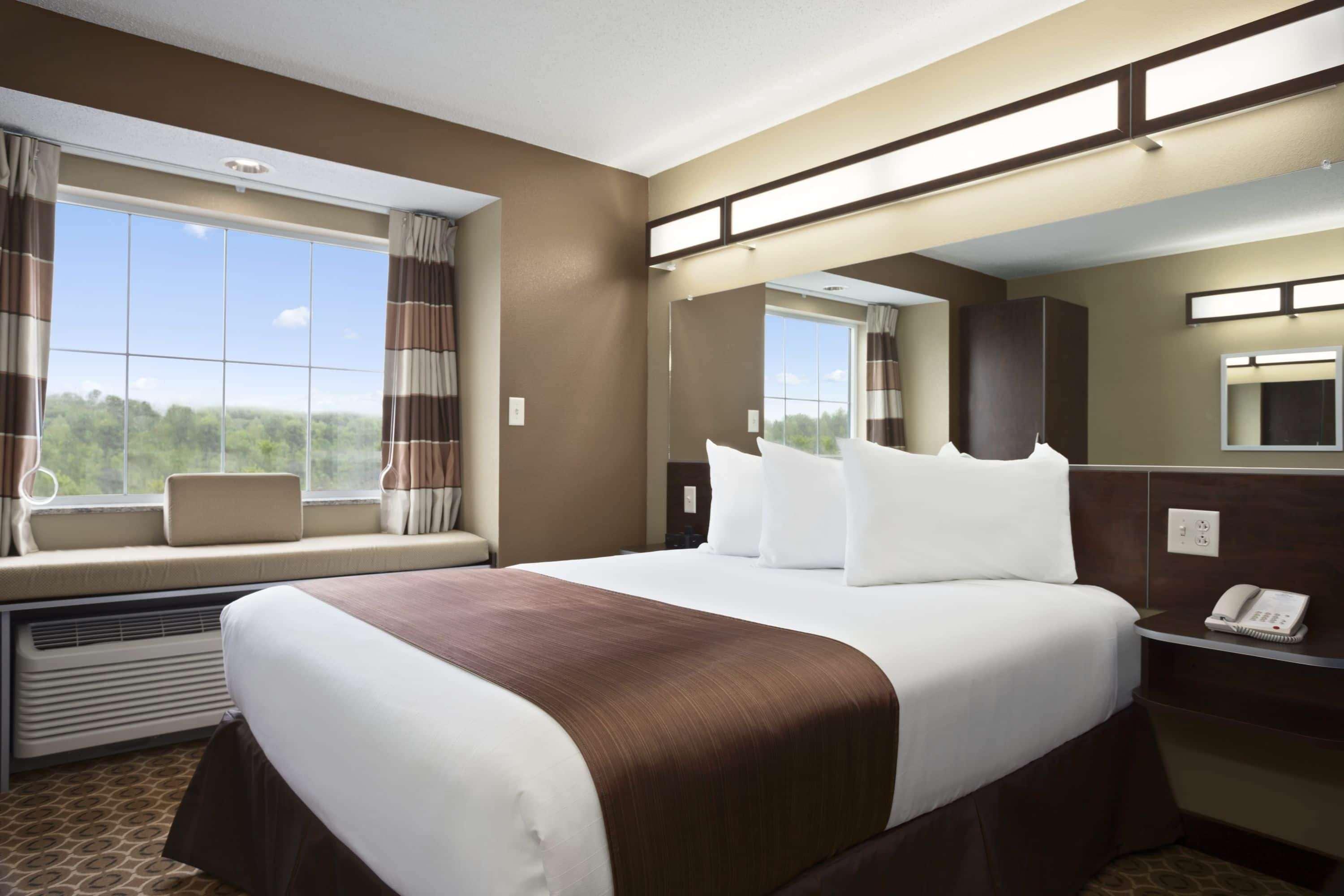 Sonesta Essential Fairmont Hotell Eksteriør bilde