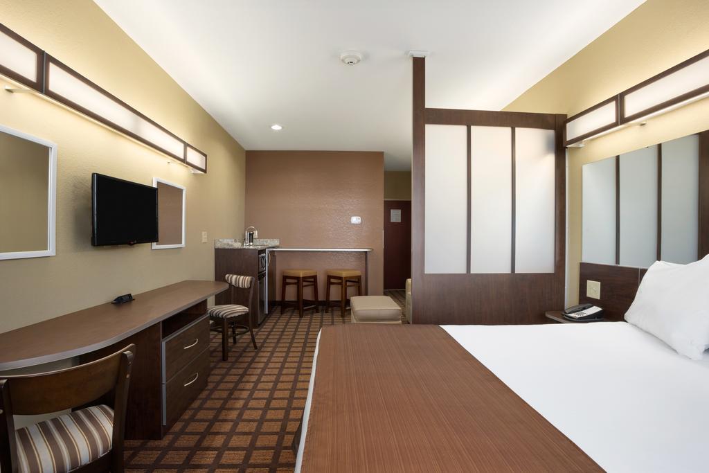 Sonesta Essential Fairmont Hotell Eksteriør bilde